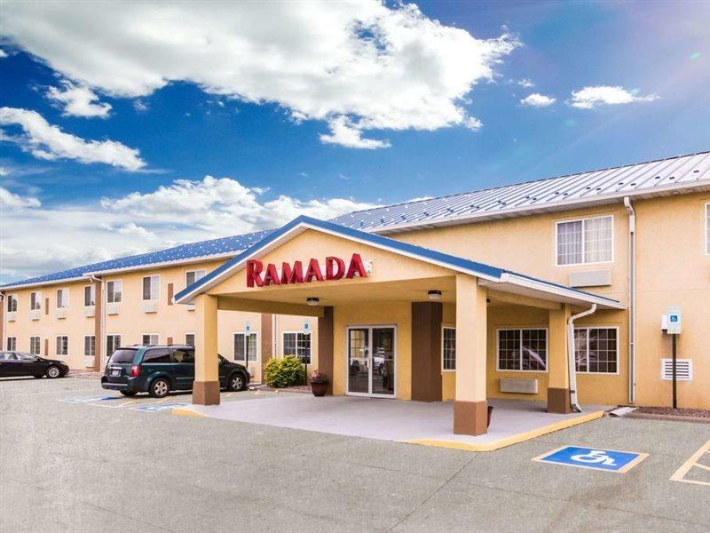 Ramada By Wyndham Sioux Falls Dış mekan fotoğraf