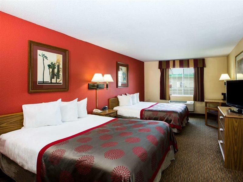 Ramada By Wyndham Sioux Falls Dış mekan fotoğraf