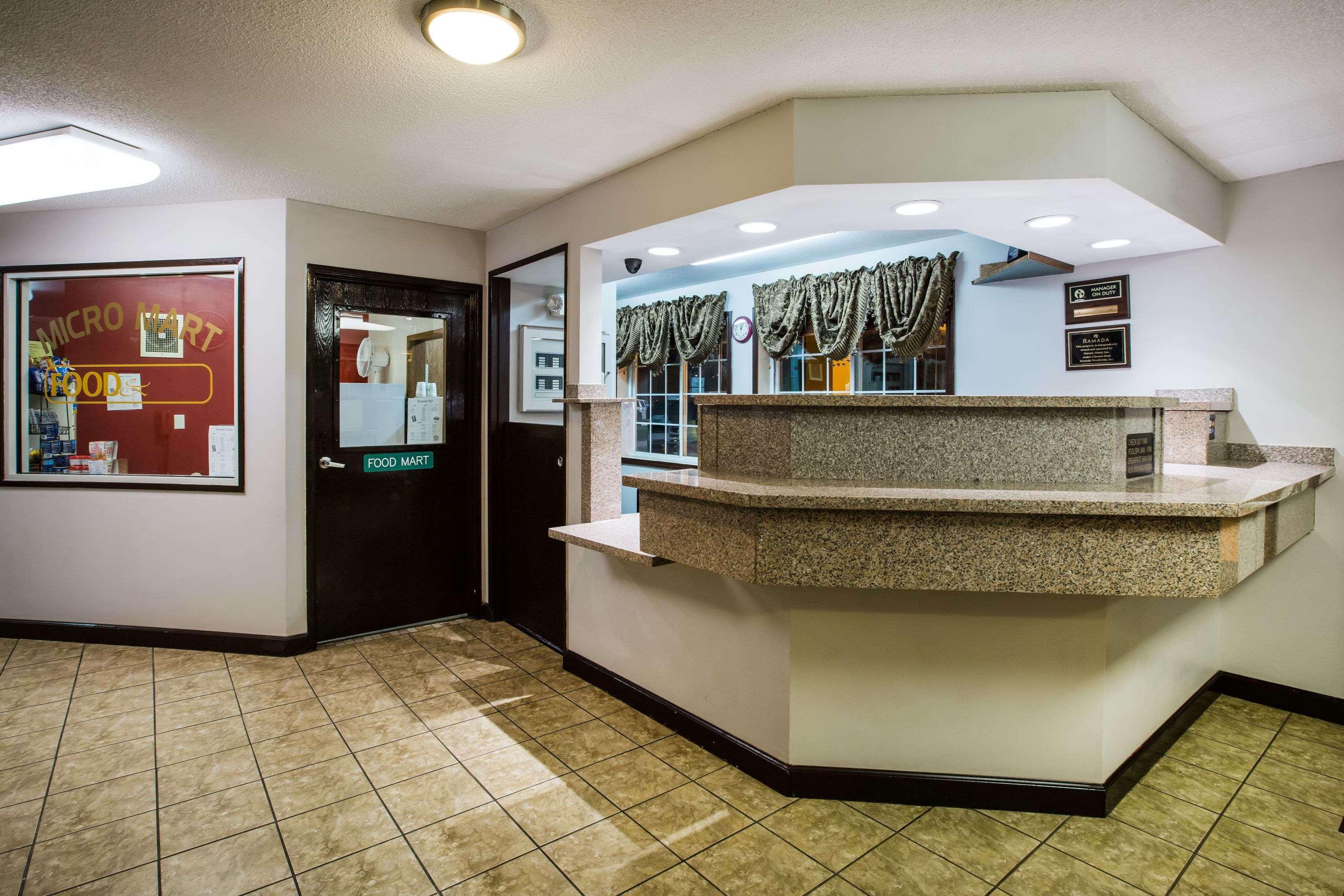 Ramada By Wyndham Sioux Falls Dış mekan fotoğraf