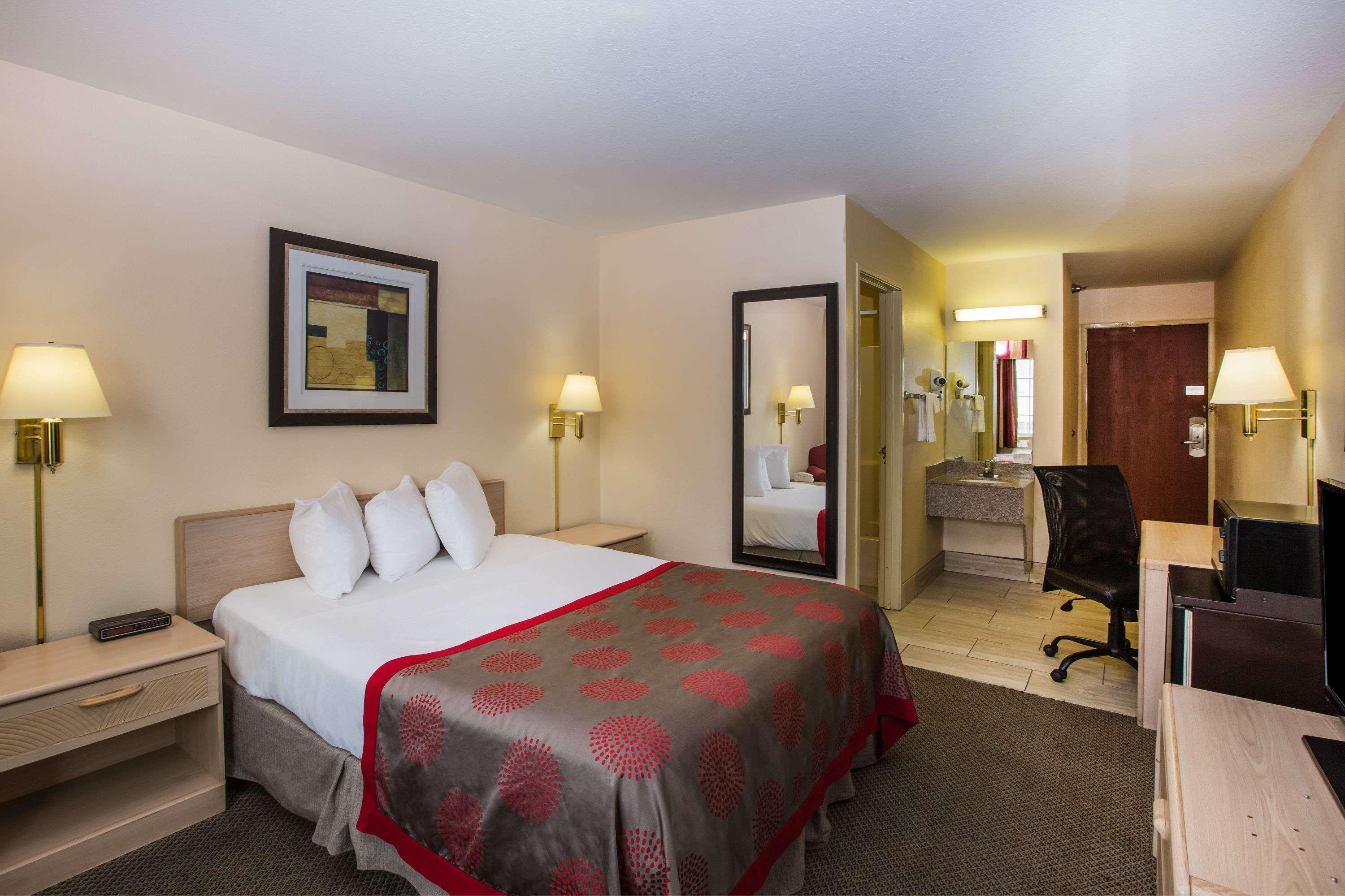 Ramada By Wyndham Sioux Falls Dış mekan fotoğraf