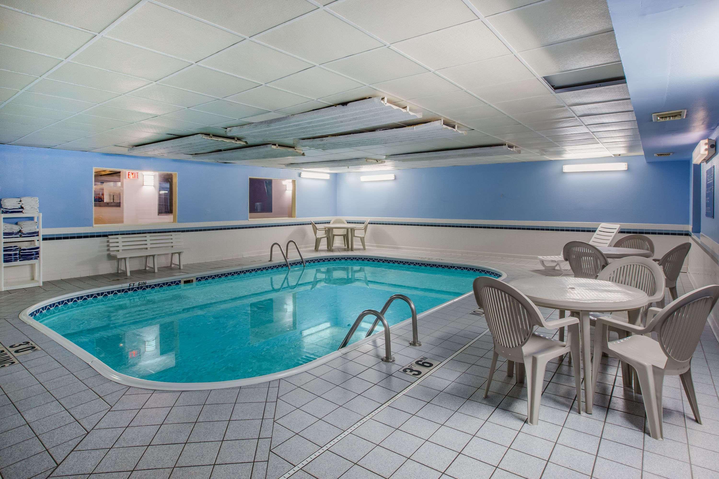 Ramada By Wyndham Sioux Falls Dış mekan fotoğraf